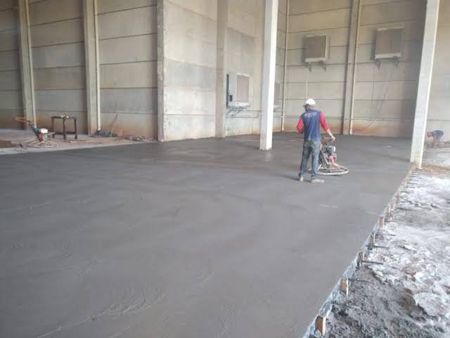 Caminhão de concreto usinado